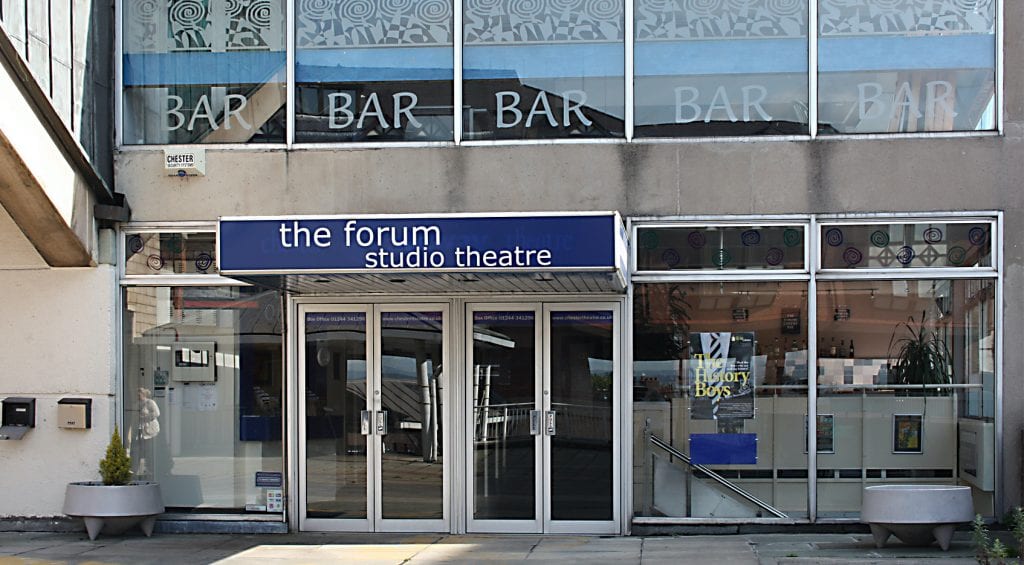 News 19 tip top forum studio