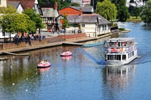 Boat tours on river dee, Chester.