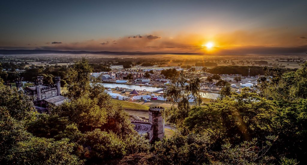 News 8 bolesworth estate at sunset