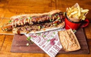 Hickorys Smokehouse Chester Smokin Deal Dog AW26